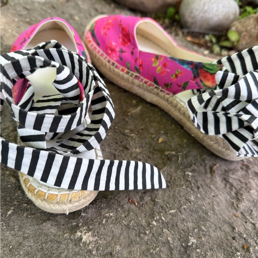 Floral Pink Rampage Espadrilles with Striped Ties - Picture 4 of 6